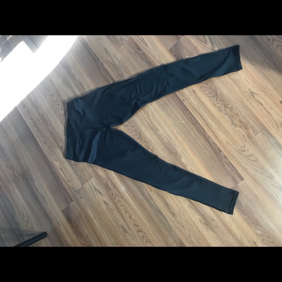 Women’s NEW Leggings - Picture 5 of 7
